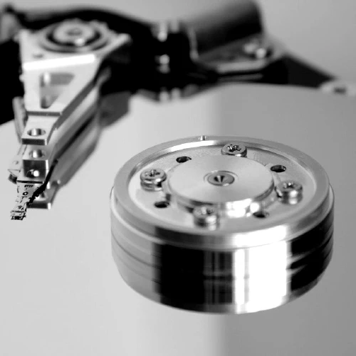 /../assets/images/wix/2019-12-07 hard-disk-drive.png